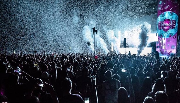 Crowd in the 515 Alive Festival