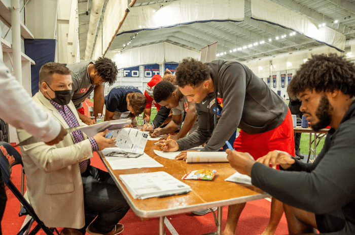 Ole Miss Football team signing NIL deal with Blue Delta Jeans